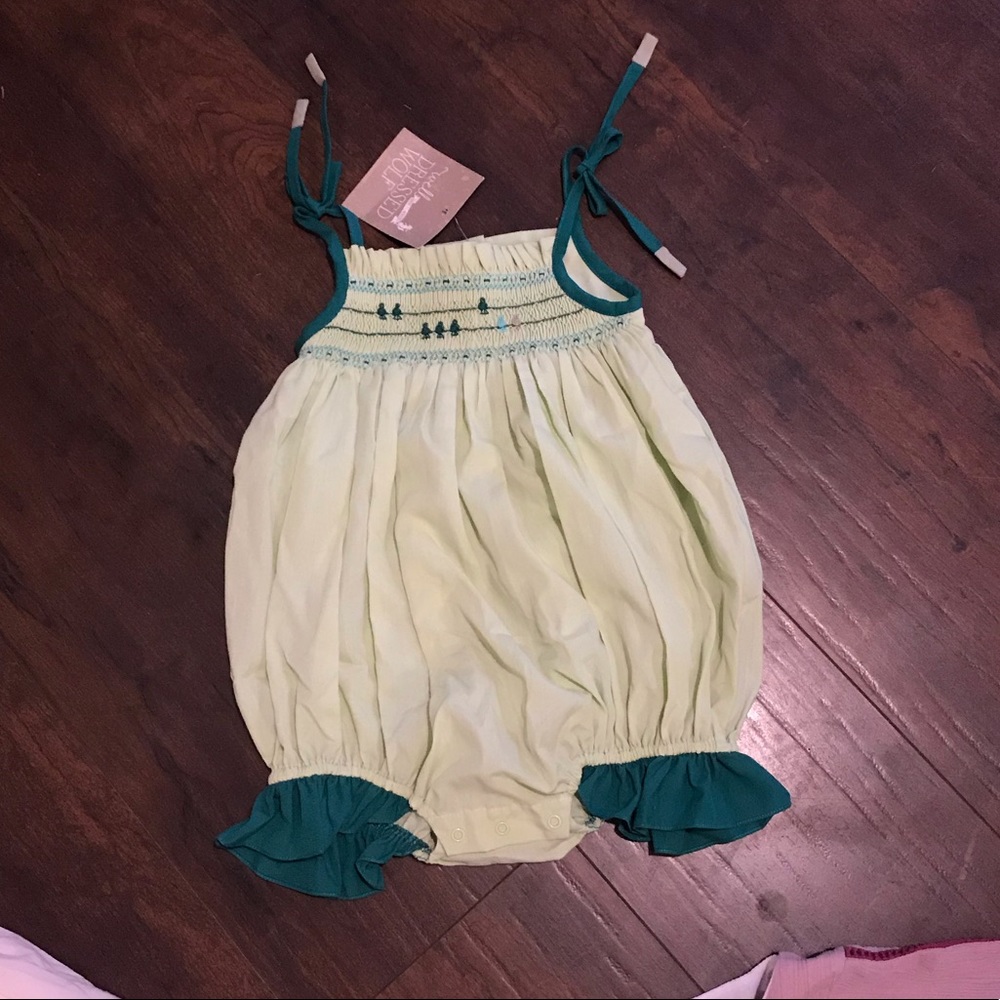 Well Dressed Wolf - BOAW (Birds On A Wire) Bubble